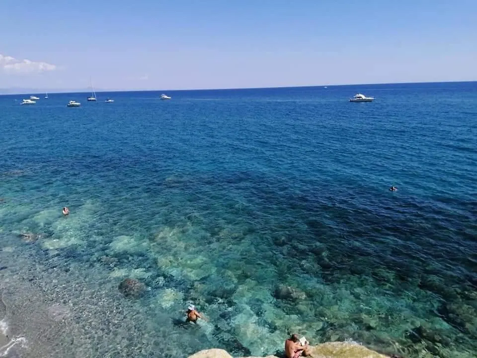 Sweet Blue Apartment Celle Ligure