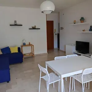 Quadrilocale Nuovissimo Con Parcheggio Privato /four-room, Super New, With Parking Appartamento