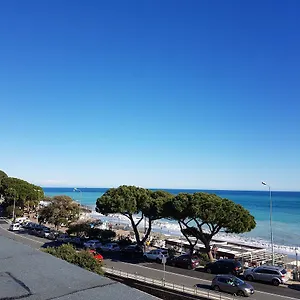 Costa Hotel